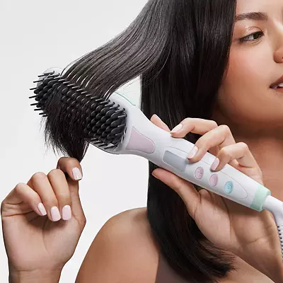 Hot Straightening Brush